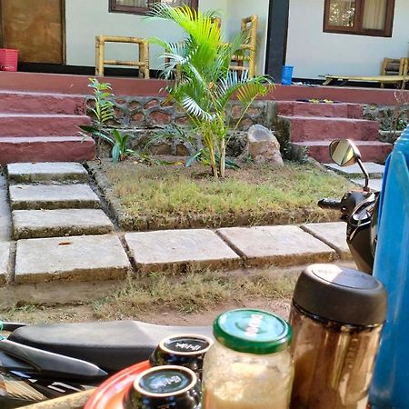 Palm Homestay Kuta Kuta  Buitenkant foto